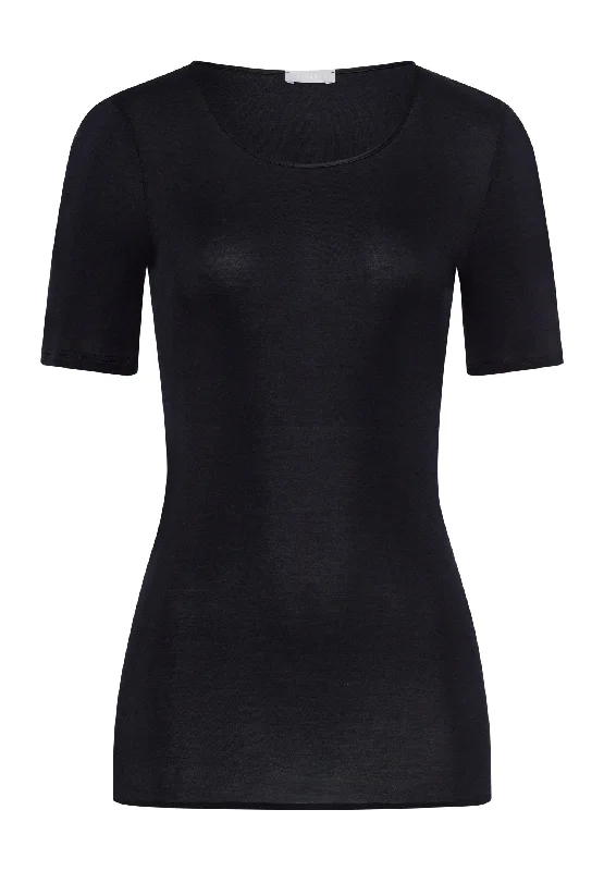 Unleash Your Trendy Side Comfortable Women's Apparel Unleash Your Trendy Side Cotton Seamless Fitted Cotton Round Neck Top | Black 71630-019