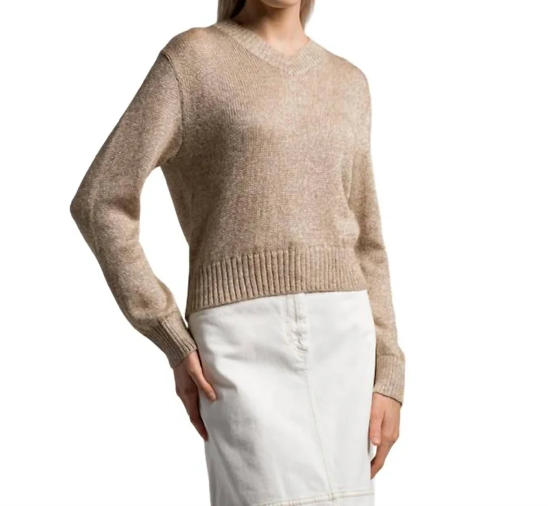 Women's High-Fashion Apparel The Good Stuff Lurex Sweater Top In Beige/brown(Gold)