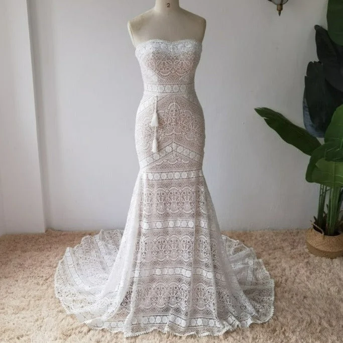 Stylish Clothes For Women Trendy Looks On Sale Crochet Allure Wedding Dress