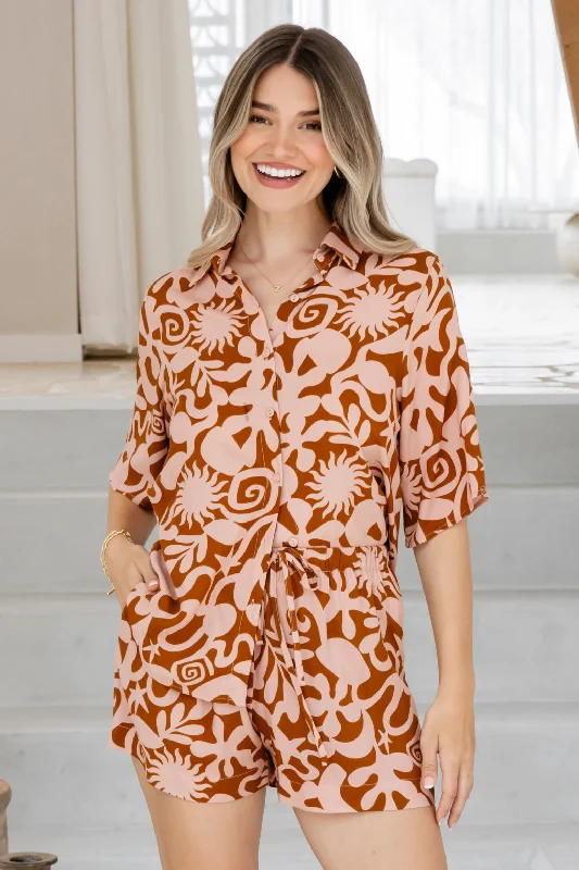 Urban Style Promotions Tenielle Shirt Solstice Print Choc/Tan