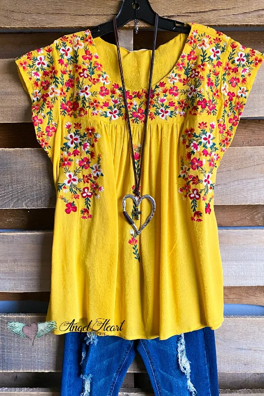 Unleash Your Trendy Side AHB EXCLUSIVE: Taking Hearts Top - Lemon