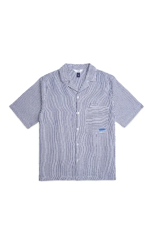 Classic Elegance Sales Striped Seersucker Camp Collar Shirt