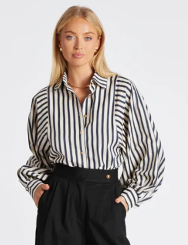 Day-To-Night Styles Aly Dolman, Navy Stripe