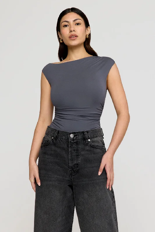 Women's Relaxed Clothes Trend Forward Threads 365 ASYMMETRIC RUCHED SIDE TOP - GRAPHITE